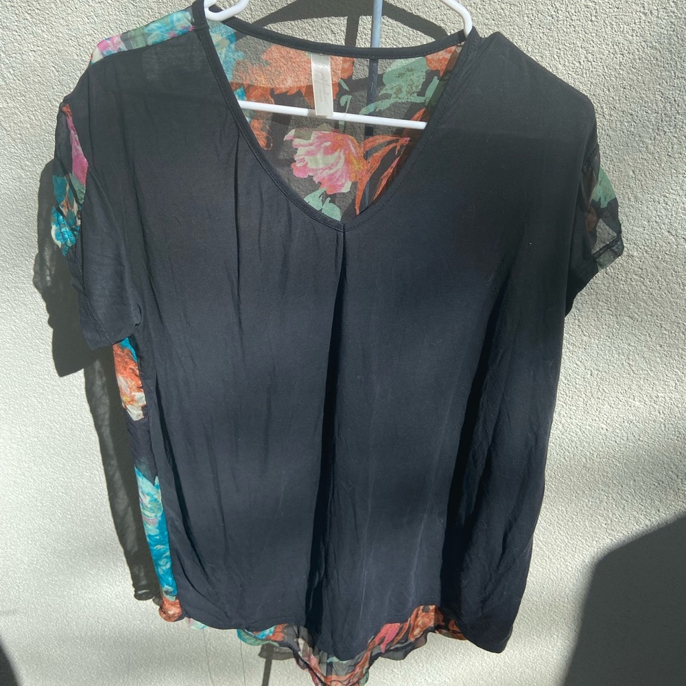 Black & floral, Gypsy junkies, M/L blouse